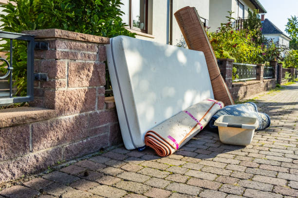 Best Yard Cleanup Services  in White Oak, OH